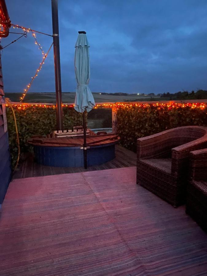 Gamrie Croft B&B Accommodation With Hot Tub מראה חיצוני תמונה